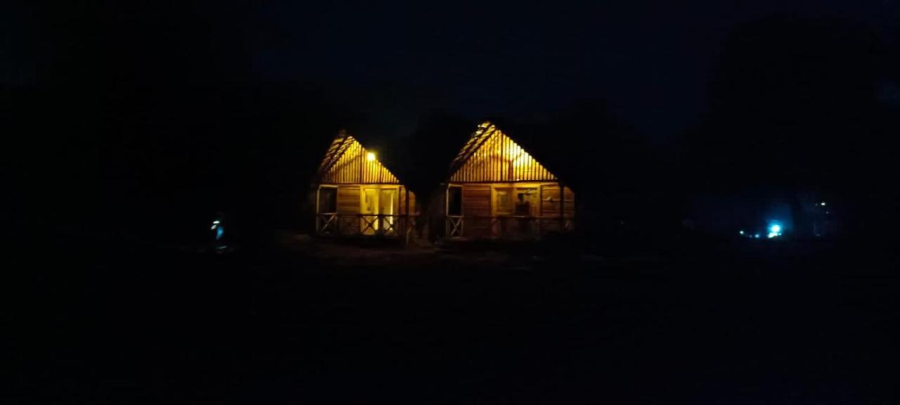Banana Tree Home Stay Hampi Zewnętrze zdjęcie