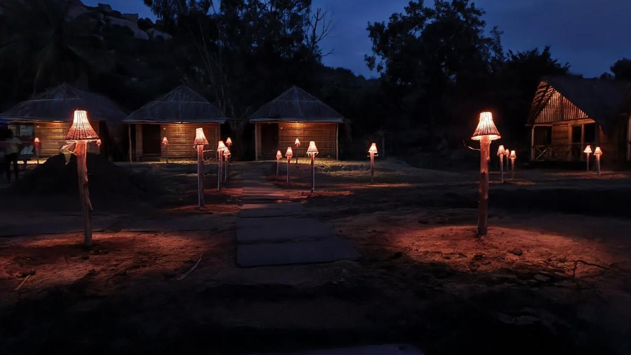 Banana Tree Home Stay Hampi Zewnętrze zdjęcie