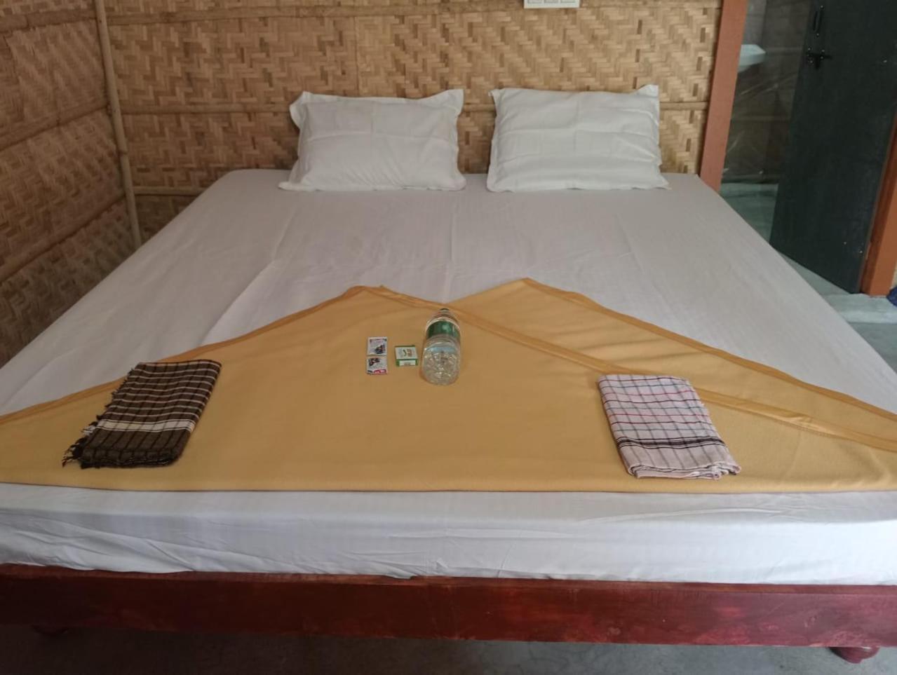 Banana Tree Home Stay Hampi Zewnętrze zdjęcie