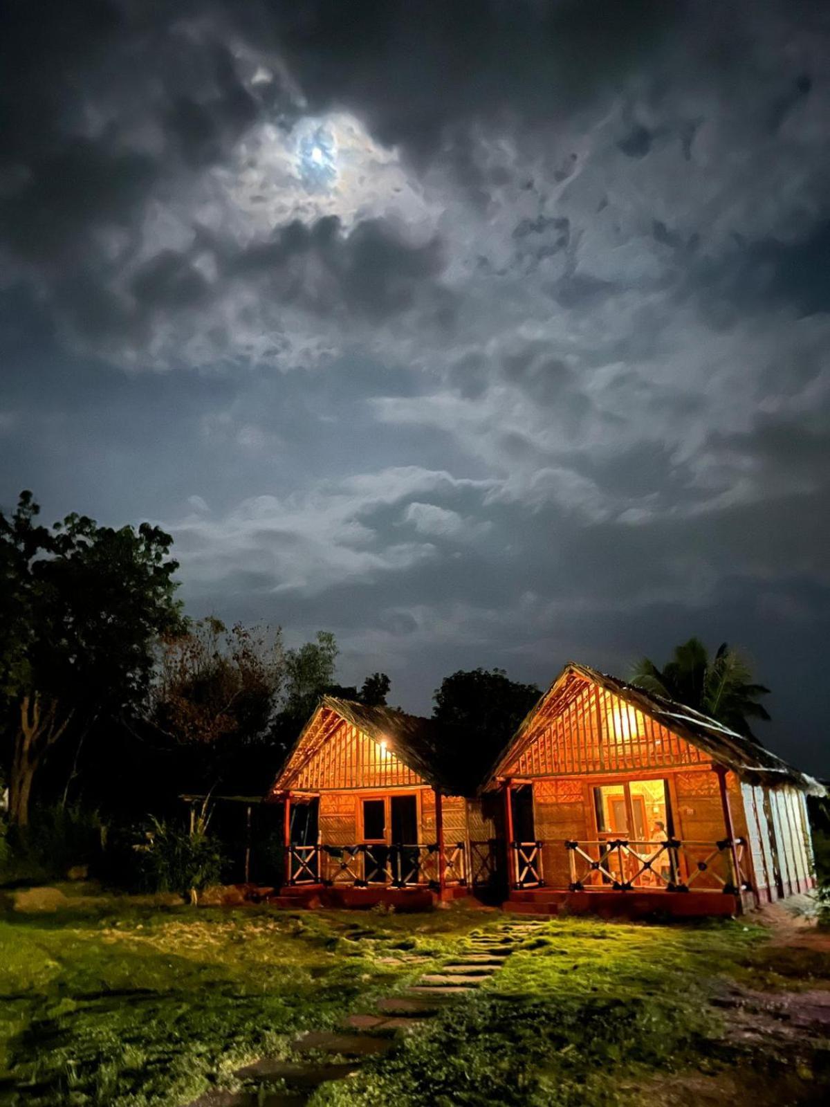 Banana Tree Home Stay Hampi Zewnętrze zdjęcie