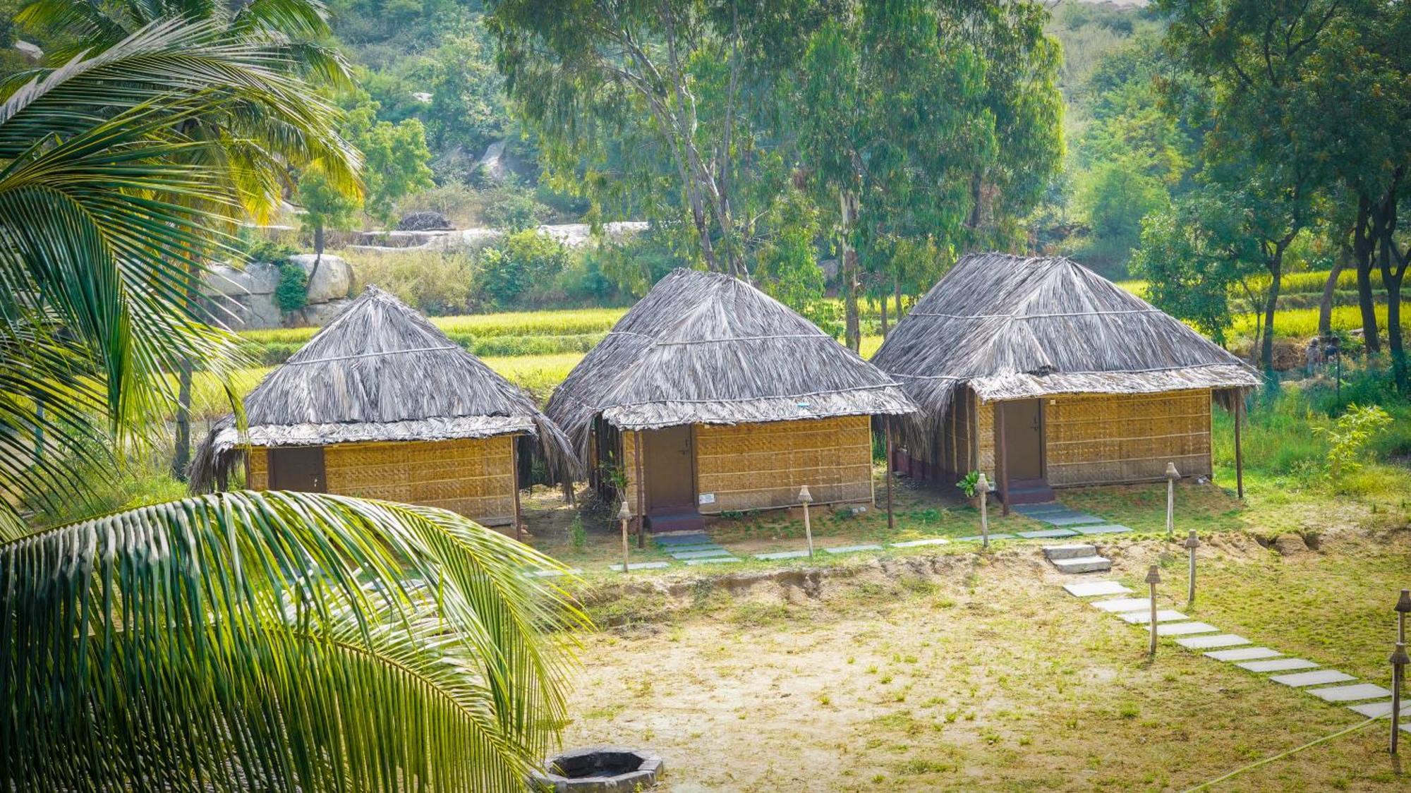 Banana Tree Home Stay Hampi Zewnętrze zdjęcie